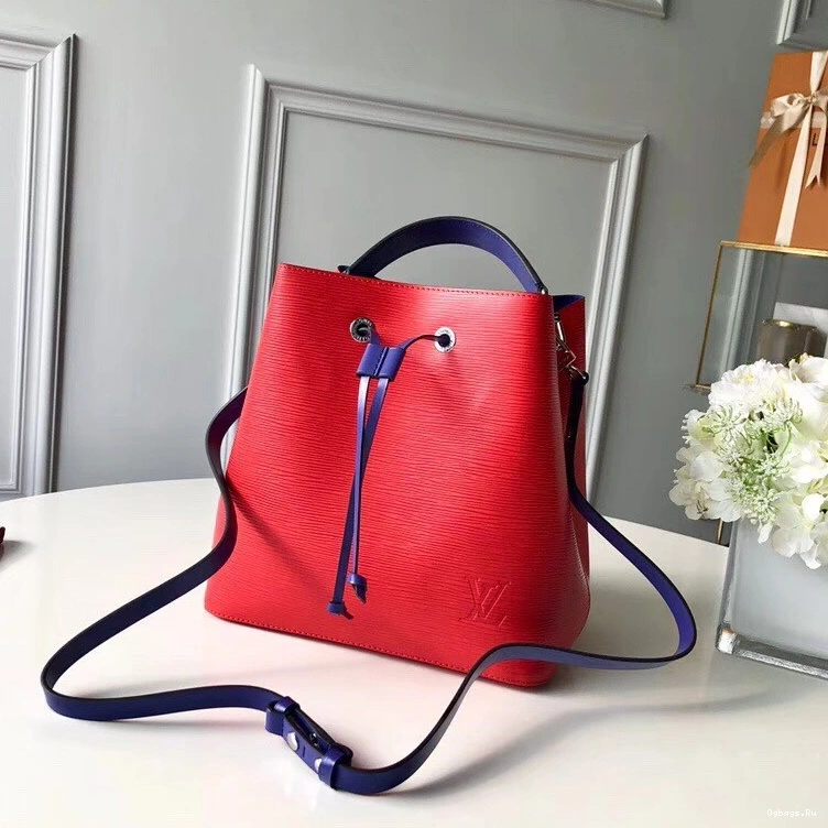 VUITTON LOUIS NÉONOÉ 0421